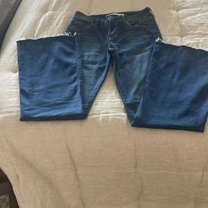 Hidden boot cut jeans size 26